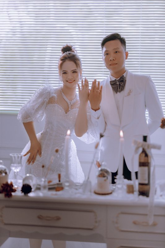 chụp ảnh cưới studio