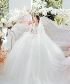 váy cưới voan bồng bềnh