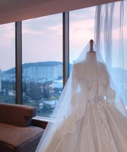 Dịch vụ may thuê nước đầu Vũng Tàu - trải nghiệm váy cưới mới 100%.