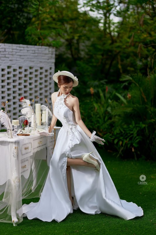 váy cưới tối giản sang trọng Green studio Wedding