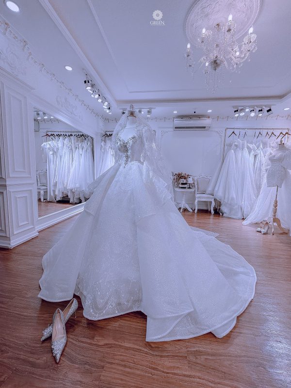 váy cưới công chúa lấp lánh Green studio Wedding