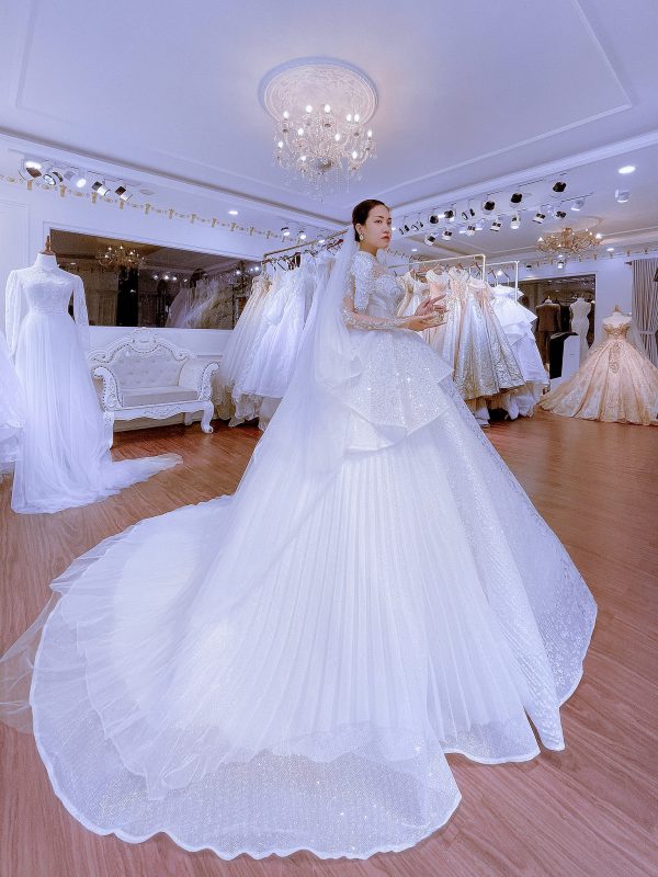 váy cưới hoàng gia Green studio Wedding 