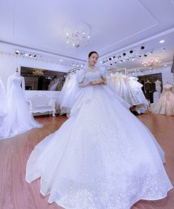 váy cưới hoàng gia Green studio Wedding