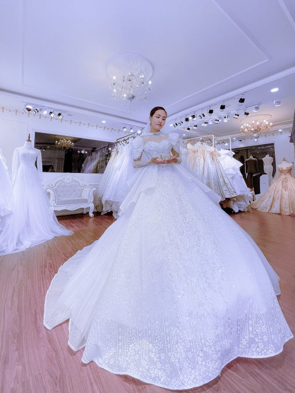 váy cưới hoàng gia Green studio Wedding 