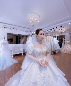 Váy Cưới Hoàng Gia "Nữ Hoàng Ánh Sáng": Mẫu Váy Lộng Lẫy Nhất 2026 14 váy cưới hoàng gia Green studio Wedding