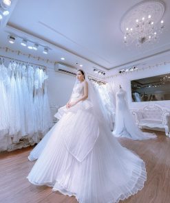 váy cưới xếp ly Green studio Wedding