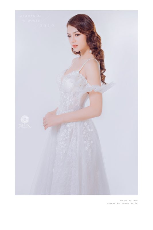 váy cưới ren chữ A