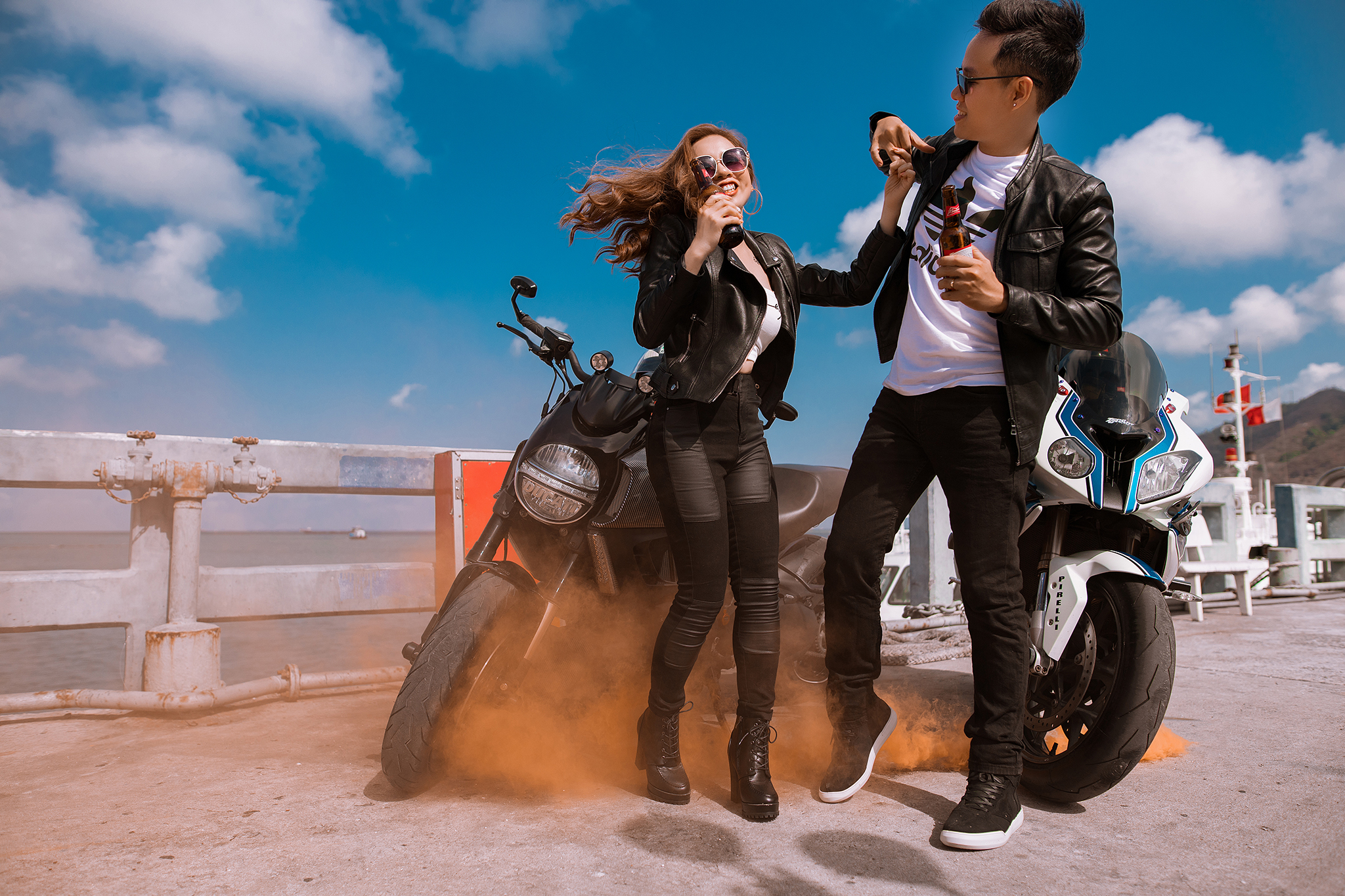 Chụp ảnh cưới xe moto tại Cầu Cảng Vũng Tàu - concept Nhịp Đập Tự Do