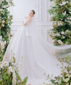 váy cưới trễ vai công chúa Green studio Wedding