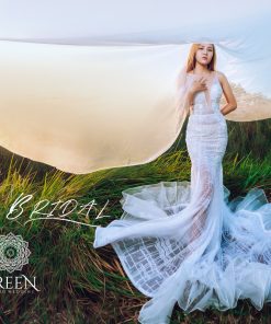Cô dâu mặc váy cưới đuôi cá xuyên thấu Nàng Thơ Đồng Cỏ của Green Studio