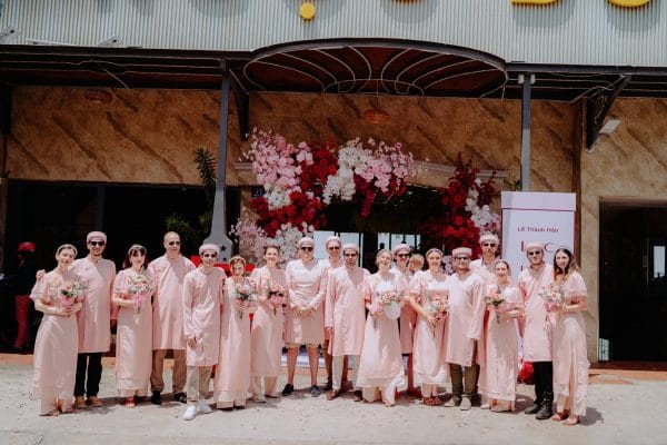 Phóng Sự Cưới Bãi Biển Vũng Tàu: Câu Chuyện Của Linda & Loic 49 Album phóng sự cưới bãi biển Vũng Tàu của cặp đôi Linda & Loic, thực hiện bởi Green Studio.