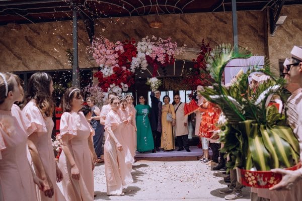 Phóng Sự Cưới Bãi Biển Vũng Tàu: Câu Chuyện Của Linda & Loic 56 Album phóng sự cưới bãi biển Vũng Tàu của cặp đôi Linda & Loic, thực hiện bởi Green Studio.