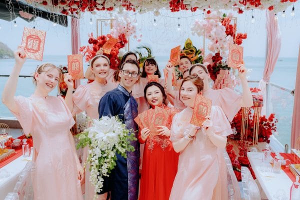 Phóng Sự Cưới Bãi Biển Vũng Tàu: Câu Chuyện Của Linda & Loic 74 Album phóng sự cưới bãi biển Vũng Tàu của cặp đôi Linda & Loic, thực hiện bởi Green Studio.