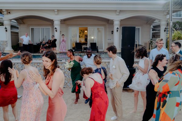 Phóng Sự Cưới Bãi Biển Vũng Tàu: Câu Chuyện Của Linda & Loic 197 Loic Linda 3513