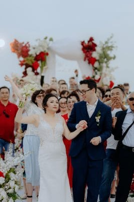 Phóng Sự Cưới Bãi Biển Vũng Tàu: Câu Chuyện Của Linda & Loic 128 Album phóng sự cưới bãi biển Vũng Tàu của cặp đôi Linda & Loic, thực hiện bởi Green Studio.