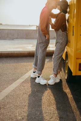 chụp ảnh cưới street style Vũng Tàu